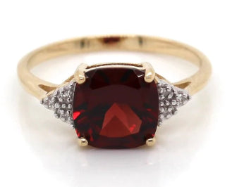 9Ct Gold Garnet And Diamond Ring