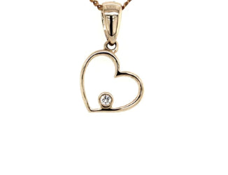 9Ct Diamondt Heart Pendant