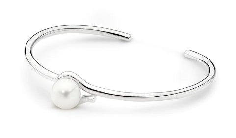 Sterling Silver White Button 9Mm Freshwater Pearl Bangle